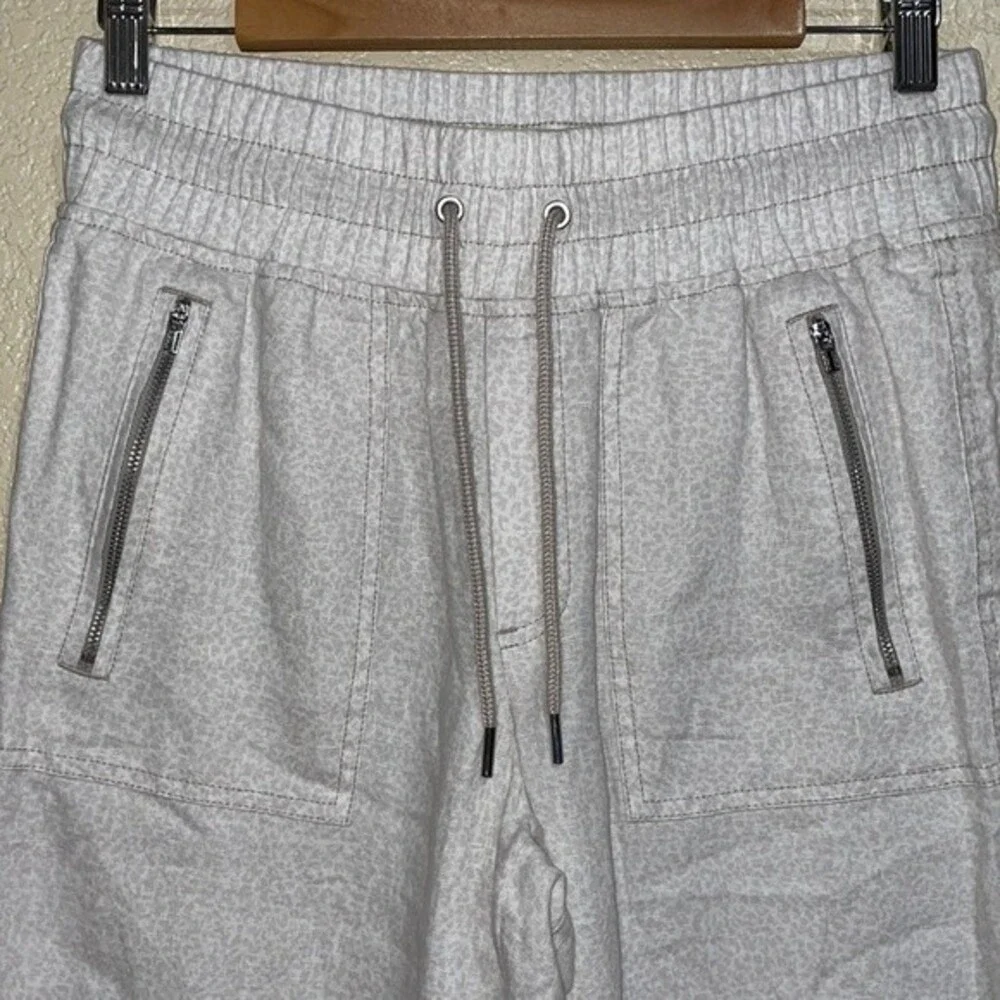 Athleta Cabo Tide Linen Jogger Pants Travel Zip Pockets NWOT camo print